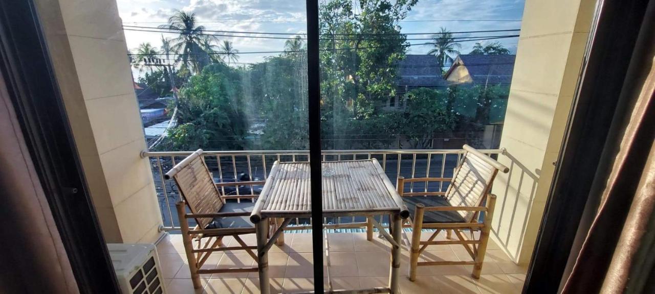 P & T Hostel Bang Rak Beach  Extérieur photo
