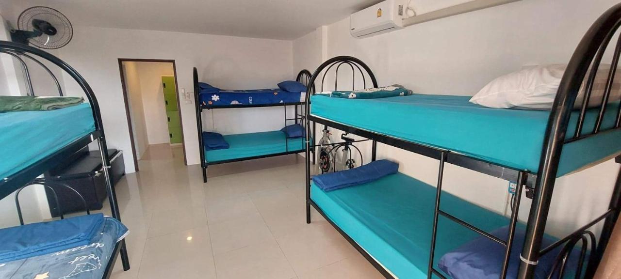 P & T Hostel Bang Rak Beach  Extérieur photo