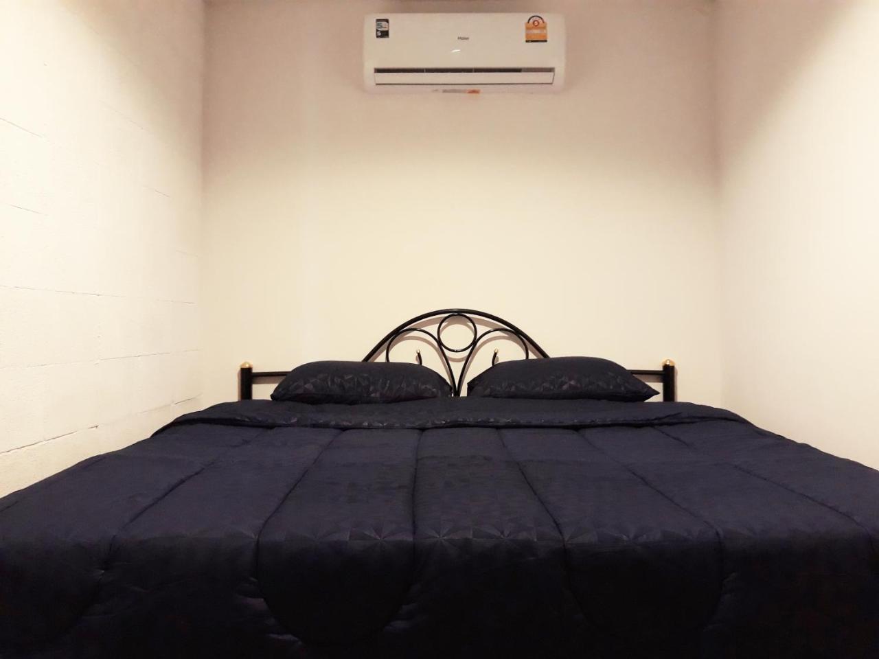 P & T Hostel Bang Rak Beach  Extérieur photo